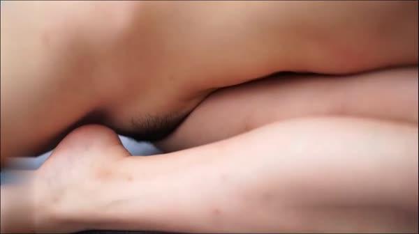 美女老师自拍全裸瑜伽教程，都看到没心思去学鸡巴老翘了